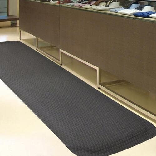 Hog Heaven 5/8 inch Black & Black Border 3' x 4' Nitrile Backed Anti-Fatigue Comfort Mat