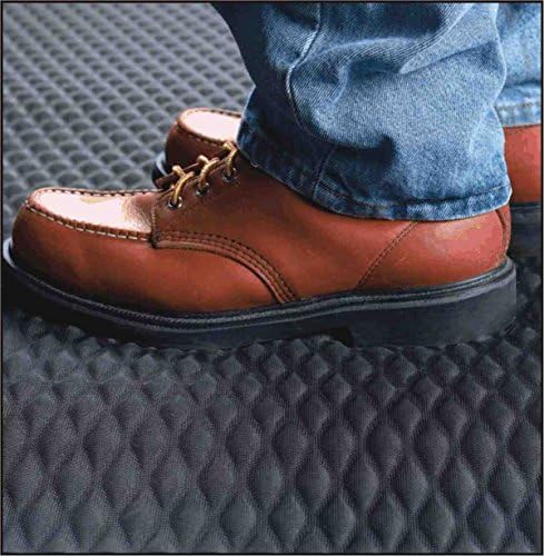 Hog Heaven 5/8 inch Black & Black Border 3' x 4' Nitrile Backed Anti-Fatigue Comfort Mat
