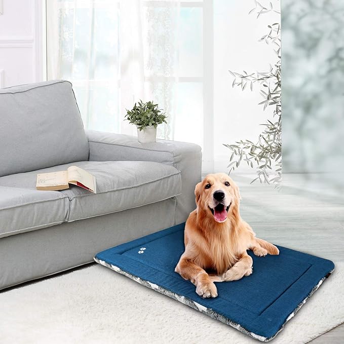 KROSER Fancy Crate Pad Bed Mat Reversible (Cool & Warm), Machine Washable, for Small to XXX-Large Dogs, Grey, Navy, Star Pattern