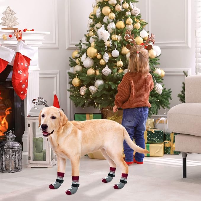 BEAUTYZOO Christmas Winter Anti-Slip Dog Socks with Grips Traction Control for Small Medium Large Dogs, Non Skid Indoor Double Side Pet Paw Protector for Hardwood Floor Wear, Snowflake M
