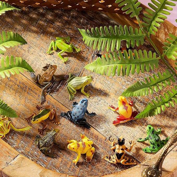 48 Pieces Plastic Frogs Toy Mini Vinyl Realistic Frog Decorations Fun Rain Forest Character Figures Lifelike Toy for Rana Crafting Party Supplies Home Decor Game